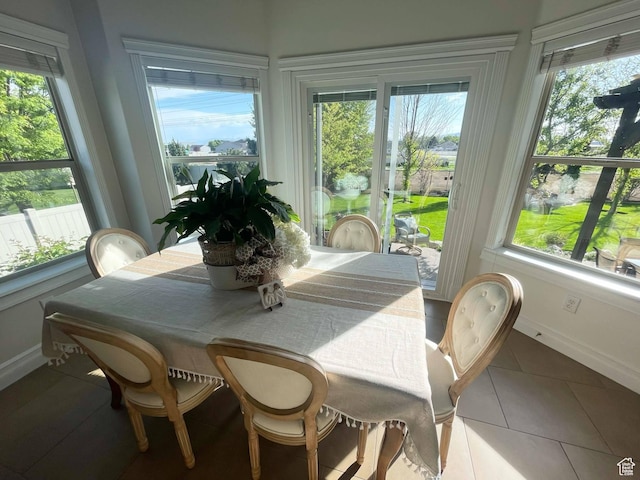 958 S Bridgecreek Ln, Layton, UT 84041 - view of sunroom / solarium
