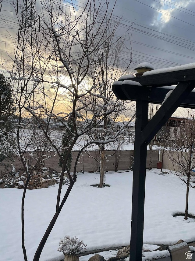 958 S Bridgecreek Ln, Layton, UT 84041 - view of yard layered in snow