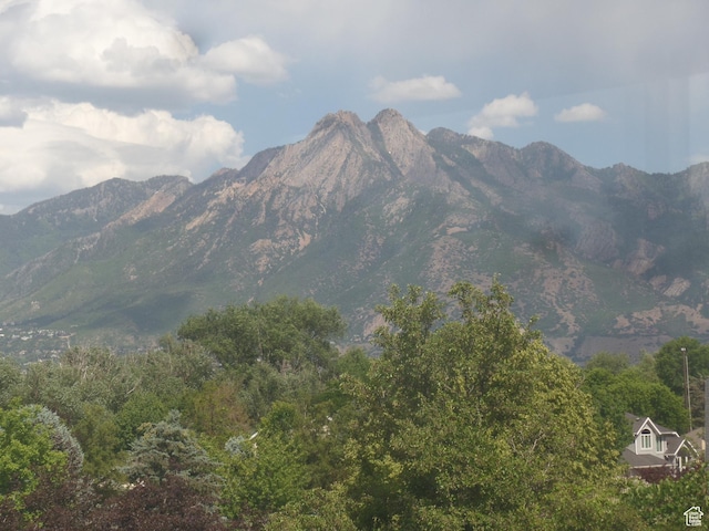 496 E Spruce Glen Rd, Murray, UT 84107 - view of mountain background