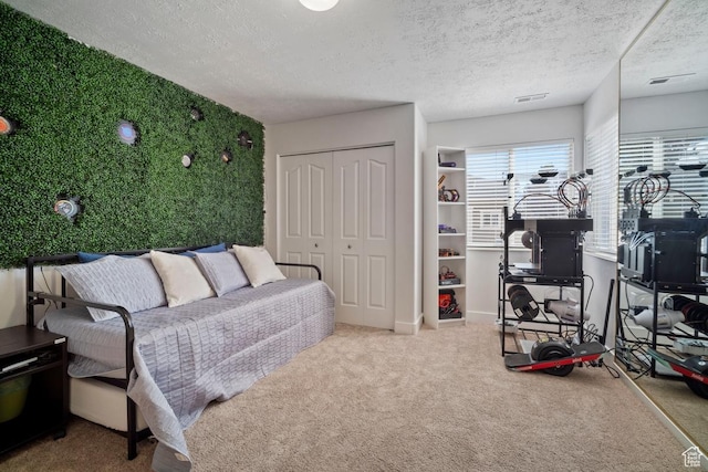 28 E 1400 N, Mapleton, UT 84664 - carpeted bedroom featuring visible vents, baseboards, a closet, and a textured ceiling
