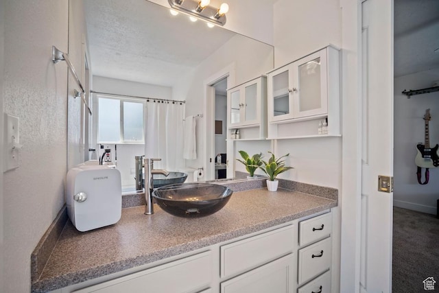 28 E 1400 N, Mapleton, UT 84664 - bathroom with vanity