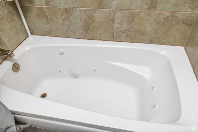 444 E 2720 N, North Logan, UT 84341 - full bathroom with a tub with jets