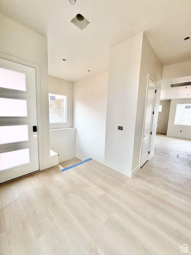 438 N Stone Mountain Dr Unit 25, St George, UT 84770 - foyer featuring baseboards and light wood-type flooring