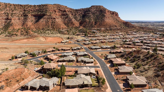 533 E Cutter Trl, Kanab, UT 84741 - birds eye view of property featuring a mountain view and a residential view