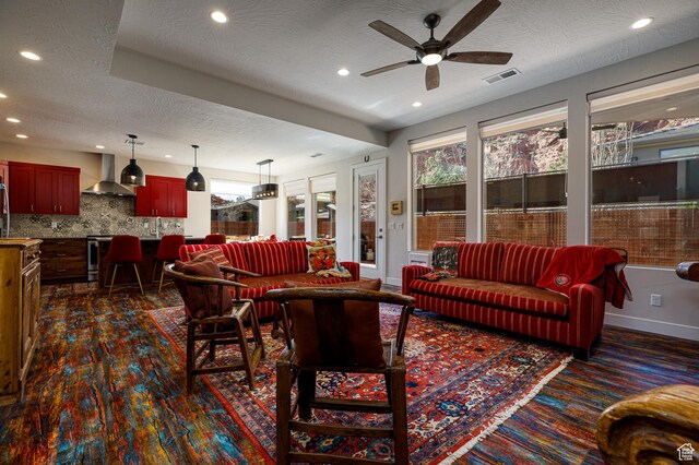 533 E Cutter Trl, Kanab, UT 84741 - living room featuring recessed lighting, baseboards, a textured ceiling, ceiling fan, and visible vents