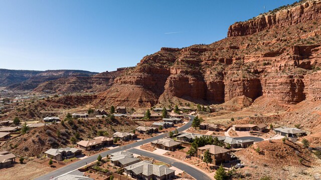 533 E Cutter Trl, Kanab, UT 84741 - property view of mountains with a residential view