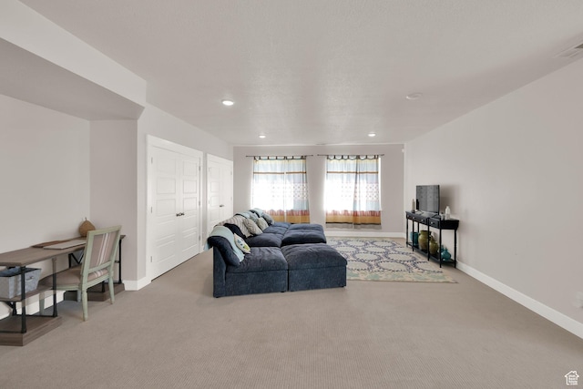 2266 S Betsys Way, Kaysville, UT 84037 - carpeted living area featuring baseboards and recessed lighting