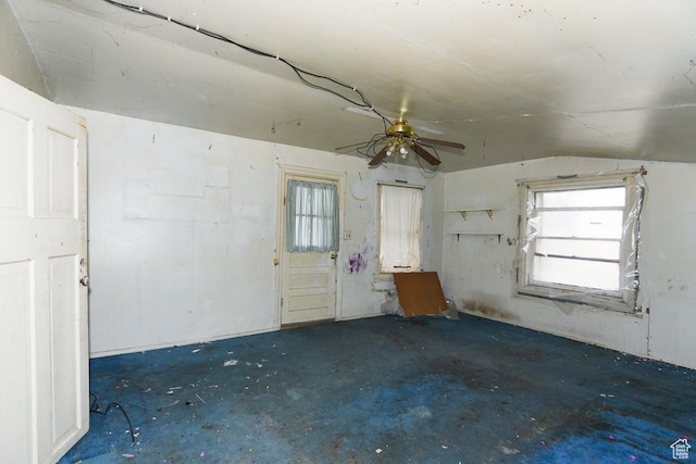 250 W Cherry St S, Grantsville, UT 84029 - empty room with vaulted ceiling and a ceiling fan