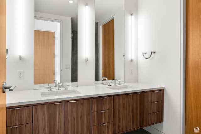 3267 W Deer Hollow Rd Unit 2402, Park City, UT 84060 - bathroom with double vanity