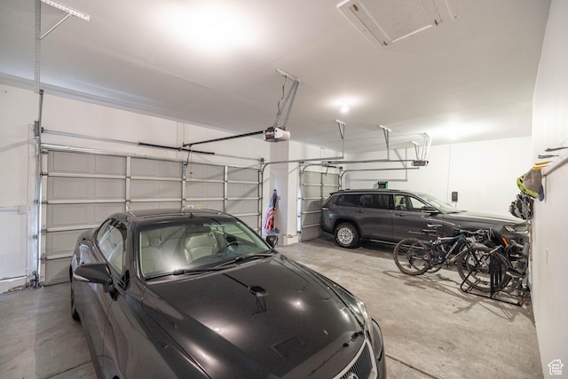14146 S Spyglass Hill Dr, Draper, UT 84020 - garage with a garage door opener