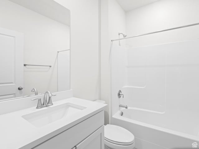 963 W Ruddy Clover Ln Unit 282, Saratoga Springs, UT 84045 - full bath with toilet, vanity, and shower / bathtub combination
