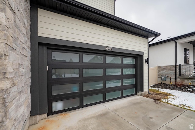 14913 S Thorntree Ln, Herriman, UT 84096 - garage featuring driveway