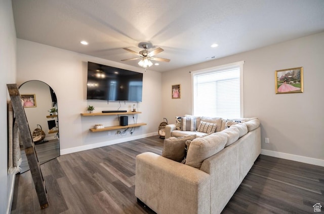910 N 260 W, Santaquin, UT 84655 - living area with baseboards, ceiling fan, recessed lighting, dark wood-type flooring, and arched walkways