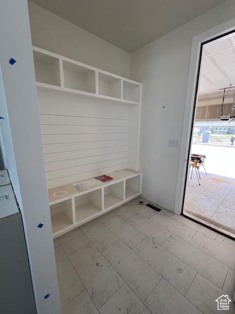 2131 N 725 W, Centerville, UT 84014 - view of mudroom