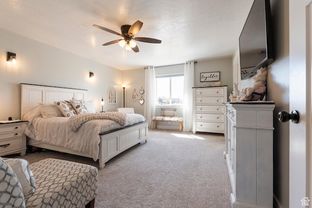 185 W 200 N, Centerfield, UT 84622 - bedroom with light carpet, a ceiling fan, and a textured ceiling