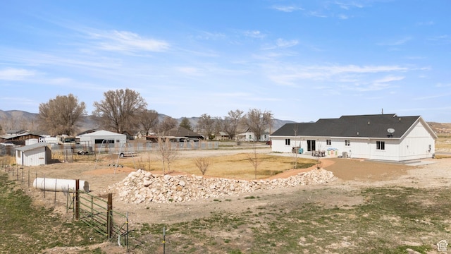 185 W 200 N, Centerfield, UT 84622 - view of yard featuring fence