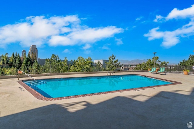 241 N Vine St Unit 606E, Salt Lake City, UT 84103 - community pool with fence and a patio