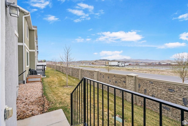 866 S Brubaker Way, Santaquin, UT 84655 - fenced backyard featuring a mountain view