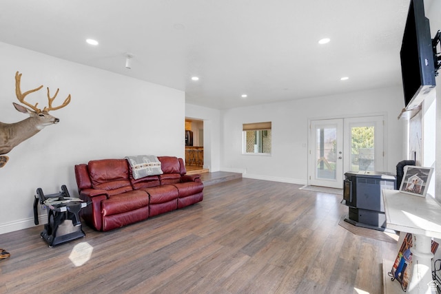 270 N 100 W, Goshen, UT 84633 - living area featuring baseboards, wood finished floors, and recessed lighting