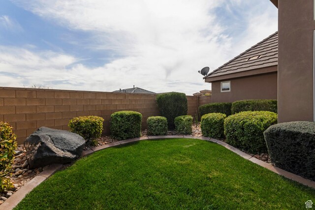 428 N Northstar Dr, St George, UT 84770 - view of yard with fence