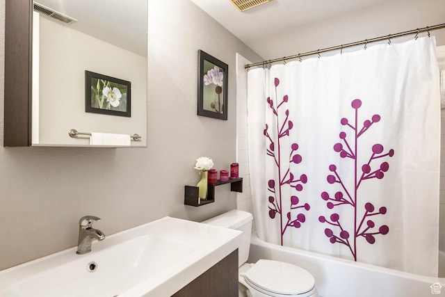6861 N 2200 W Unit 9D, Park City, UT 84098 - full bath with visible vents, toilet, vanity, and shower / bathtub combination with curtain