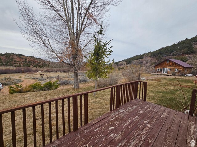 2350 S Red Creek Rd, Fruitland, UT 84027 - wooden terrace featuring a mountain view and a yard