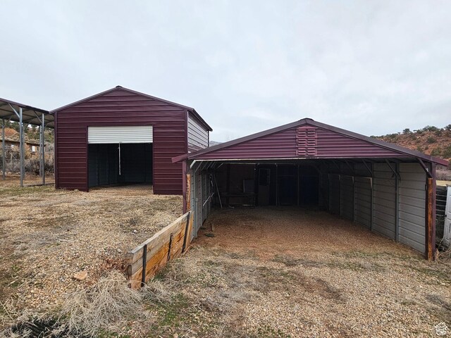 2350 S Red Creek Rd, Fruitland, UT 84027 - view of pole building featuring driveway and a carport
