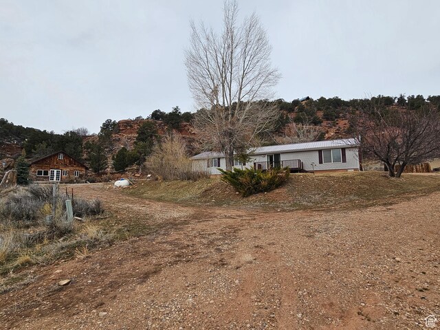 2350 S Red Creek Rd, Fruitland, UT 84027 - view of front facade featuring metal roof