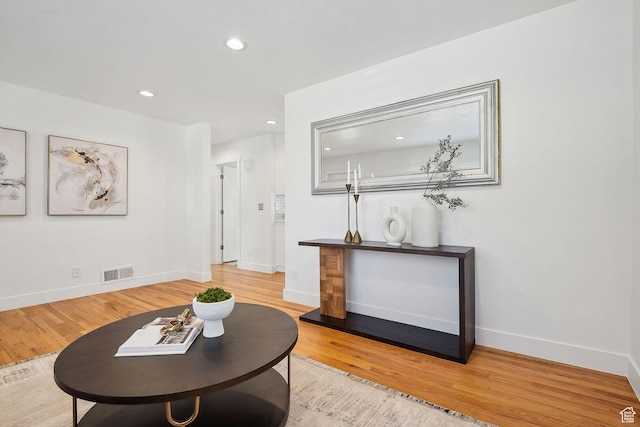 1138 E Hudson Ave, Salt Lake City, UT 84106 - sitting room featuring baseboards, visible vents, recessed lighting, and wood finished floors