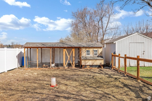 385 N 300 E, Providence, UT 84332 - view of poultry coop featuring a fenced backyard
