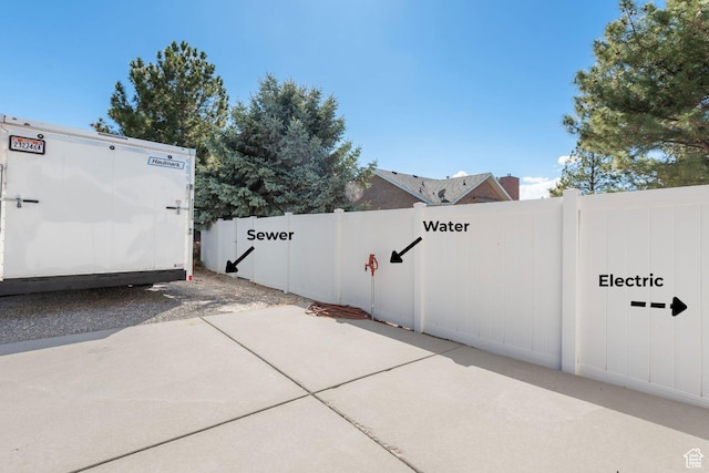 376 W Golden Harvest Rd, Draper, UT 84020 - details featuring fence