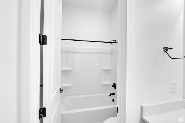 253 E Polaris Dr Unit 105, Saratoga Springs, UT 84045 - full bathroom featuring washtub / shower combination and vanity
