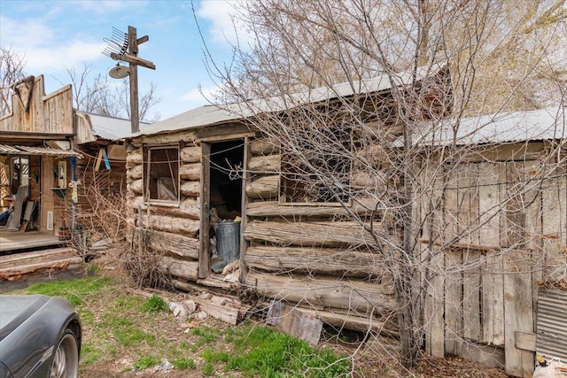 view of property exterior