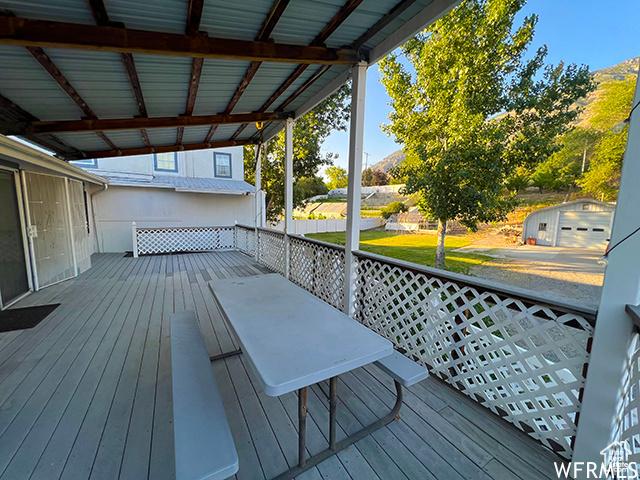 2103 S Mountain Vista Ln E, Provo, UT 84606 - view of wooden deck