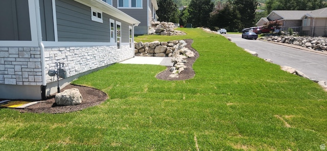 1870 N Valley View Dr Unit 201, Layton, UT 84040 - view of green lawn