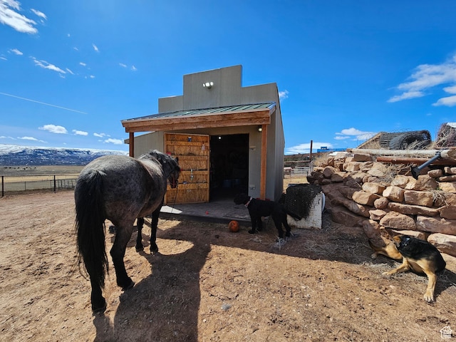 view of outdoor structure with an exterior structure and an outdoor structure