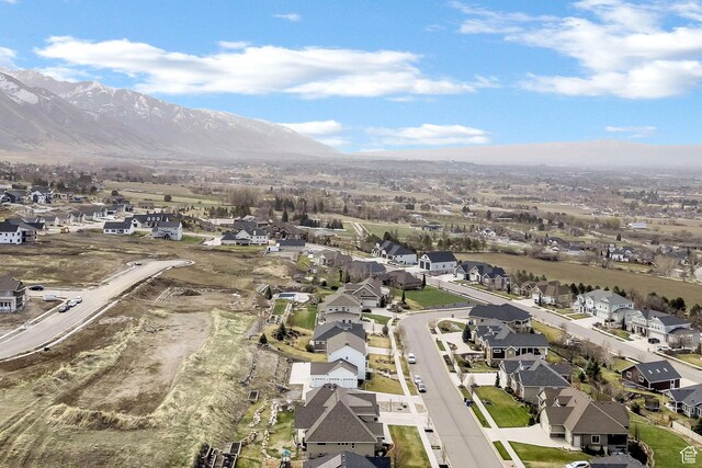 116 N 820 E, Hyde Park, UT 84318 - birds eye view of property featuring a residential view and a mountain view