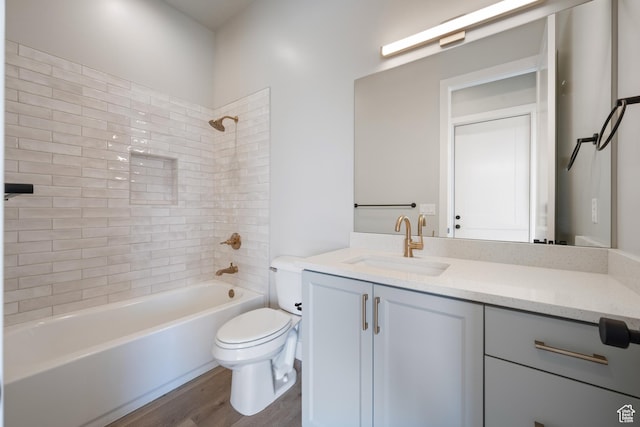 1516 W 800th Cir S, Hurricane, UT 84737 - full bathroom featuring wood finished floors, toilet, vanity, and shower / bathtub combination
