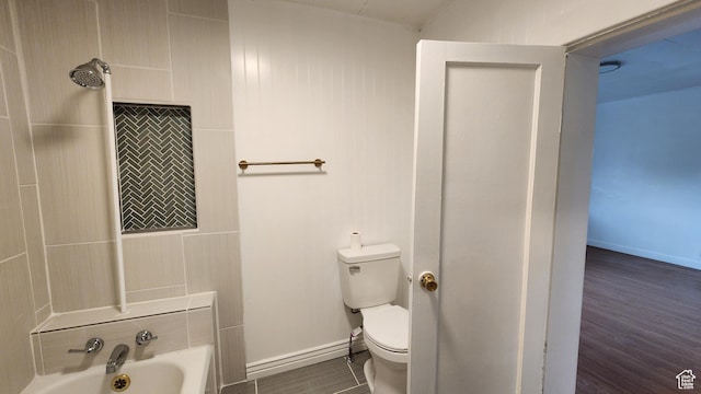 84 N 550 E, Spring City, UT 84662 - full bathroom with a tub, baseboards, wood finished floors, and toilet
