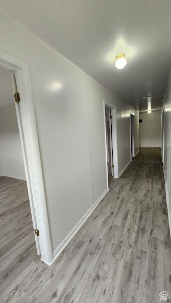 84 N 550 E, Spring City, UT 84662 - hallway with light wood-style floors