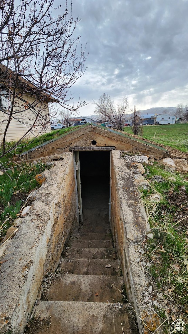 84 N 550 E, Spring City, UT 84662 - view of stairway