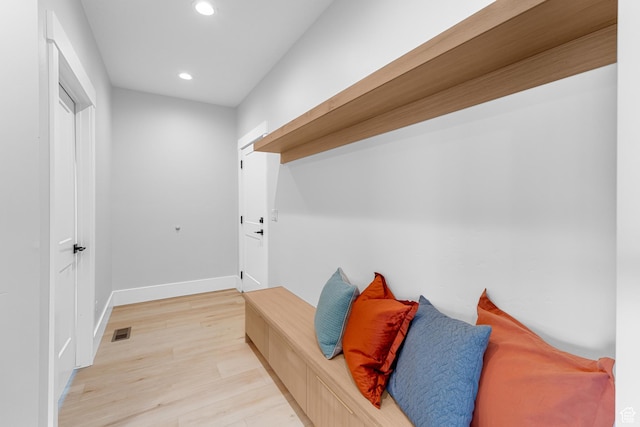 mudroom with baseboards, visible vents, recessed lighting, and light wood-type flooring