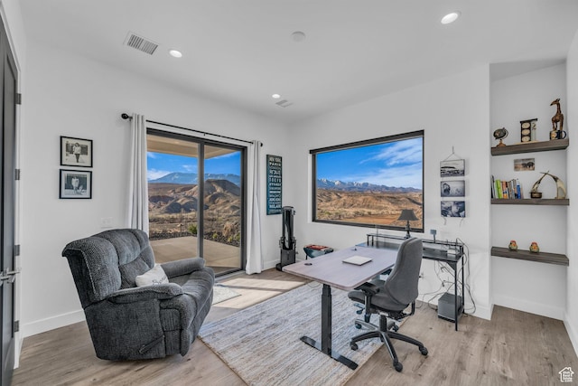 599 W 170 S, La Verkin, UT 84745 - office space with light wood-style flooring, recessed lighting, baseboards, and visible vents