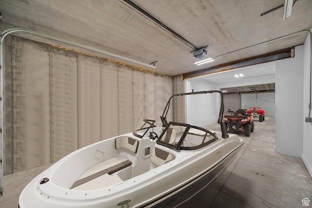 599 W 170 S, La Verkin, UT 84745 - garage featuring a garage door opener