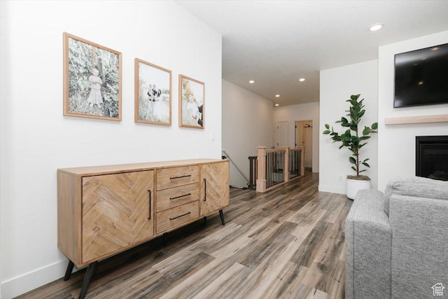 602 W 20 N, Hyrum, UT 84319 - living area with baseboards, wood finished floors, and recessed lighting