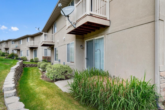 6613 W Ivy Gable Dr, West Jordan, UT 84081 - view of property's community featuring a lawn