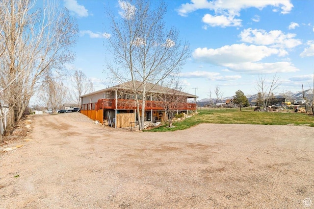 170 E 400 N, Mount Pleasant, UT 84647 - exterior space with driveway and a yard