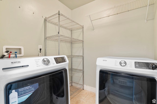 5025 N Shady Bend Ln, Lehi, UT 84043 - laundry area featuring independent washer and dryer, baseboards, and light tile patterned floors
