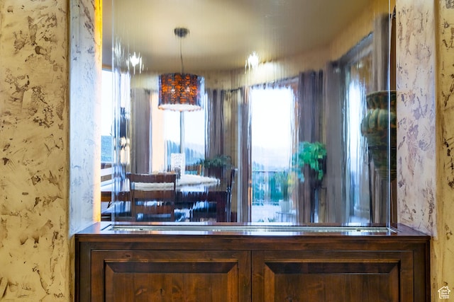 4757 Hidden Lake Dr, Bountiful, UT 84010 - interior space featuring wallpapered walls