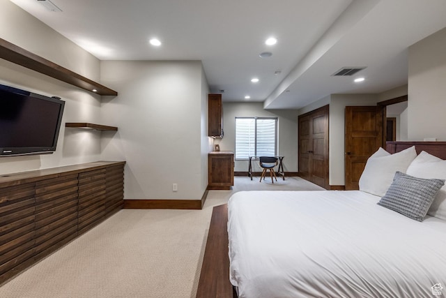 853 W Benjamin Pl, Kamas, UT 84036 - bedroom featuring baseboards, visible vents, light carpet, and recessed lighting